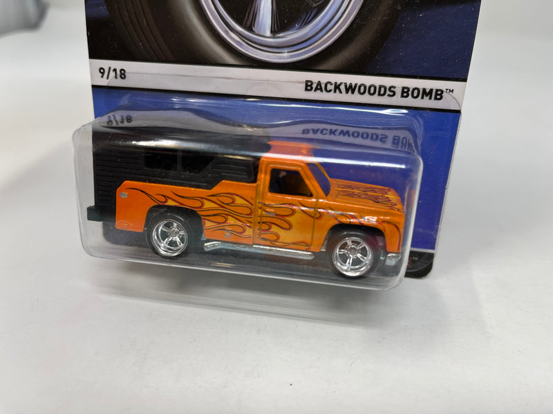 Backwoods Bomb * Hot Wheels Heritage Series Real Riders