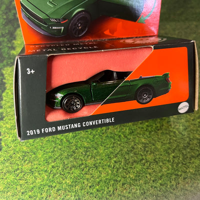 2019 Ford Mustang * Green * 2024 Matchbox Moving Parts Case J