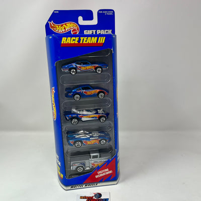 Race Team III Gift Pack w/ Porsche, Olds, Ford * Hot Wheels 5 Pack 1:64 Scale Diecast
