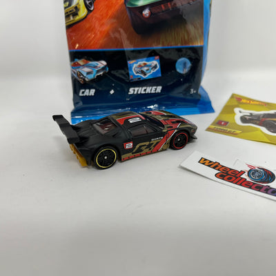 Ford GT Series 1 Gold Chase Car * Hot Wheels Mystery Models