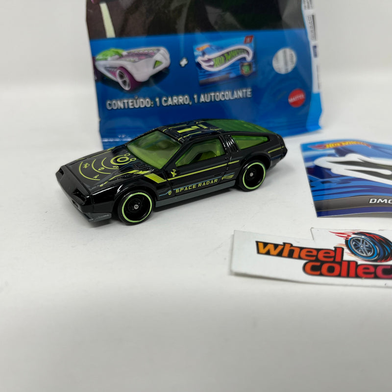 DMC Delorean * Hot Wheels Mystery Models