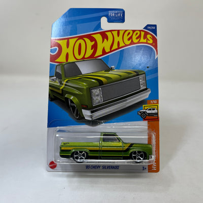 '83 Chevy Silverado #114 * Green * 2022 Hot Wheels