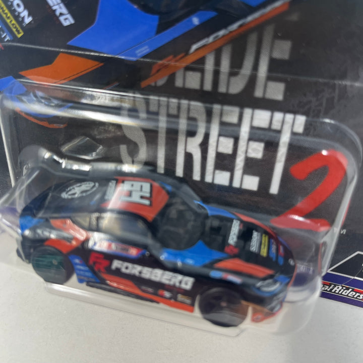 Nissan Z * Black * 2024 Hot Wheels Slide Street 2 Car Culture Case