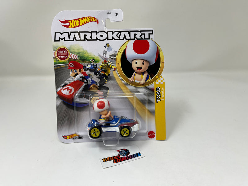 Toad Sneeker * 2022 Hot Wheels MARIO KART Nintendo Case W Release