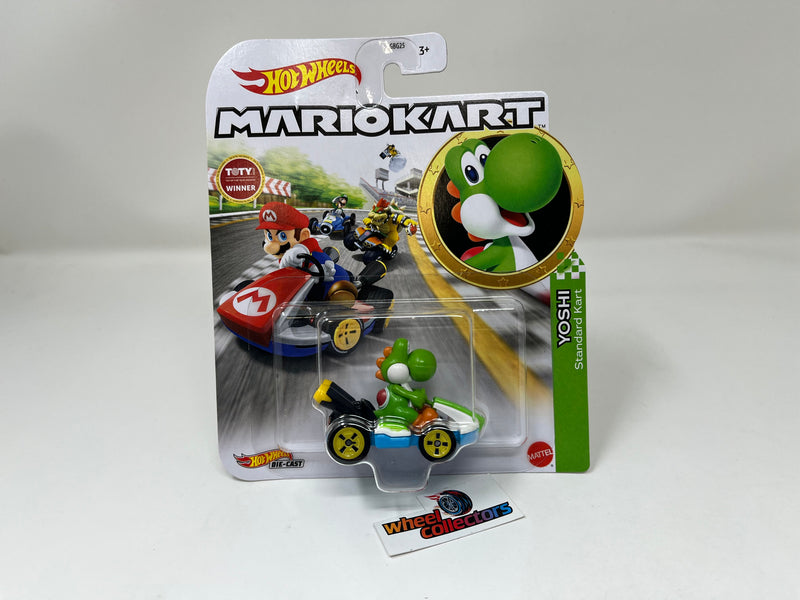 Yoshi Standard Kart * 2022 Hot Wheels MARIO KART Nintendo Case W Release