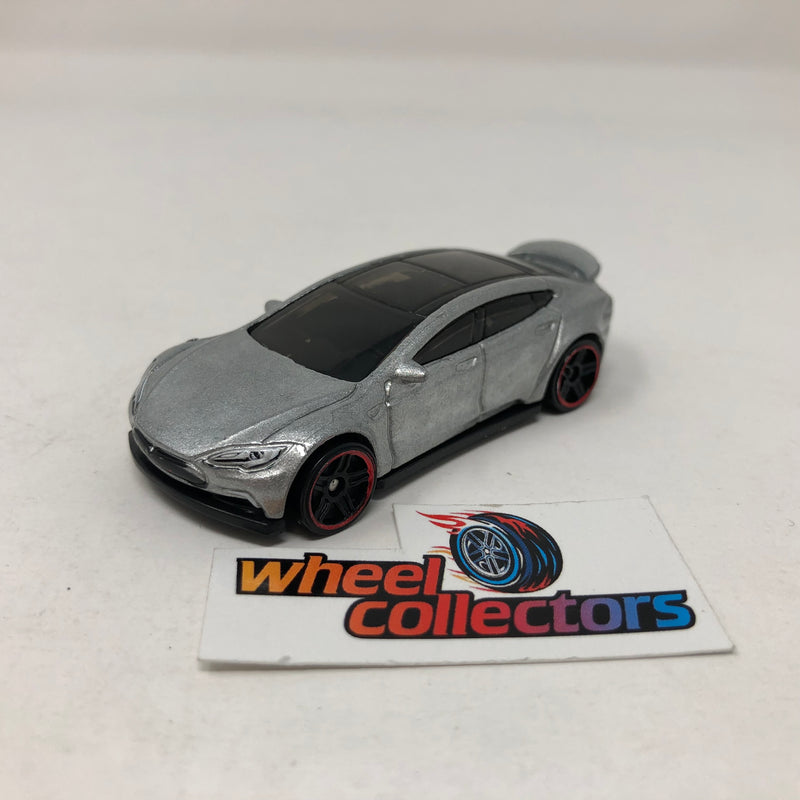 Tesla Model S * Silver * Hot Wheels Loose 1:64 Scale