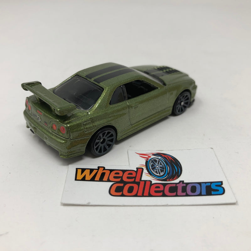 Nissan Skyline GT-R (BNR34) * Green * Hot Wheels Loose 1:64 Scale