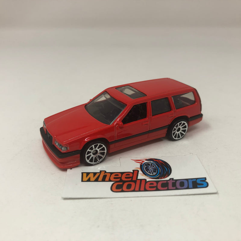 Volvo 850 Estate * Red * Hot Wheels Loose 1:64 Scale