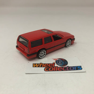 Volvo 850 Estate * Red * Hot Wheels Loose 1:64 Scale