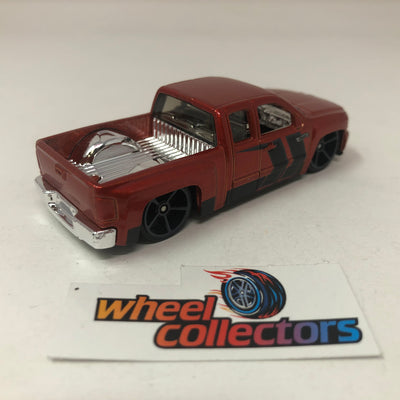 Chevy Silverado * Red * Hot Wheels Loose 1:64 Scale