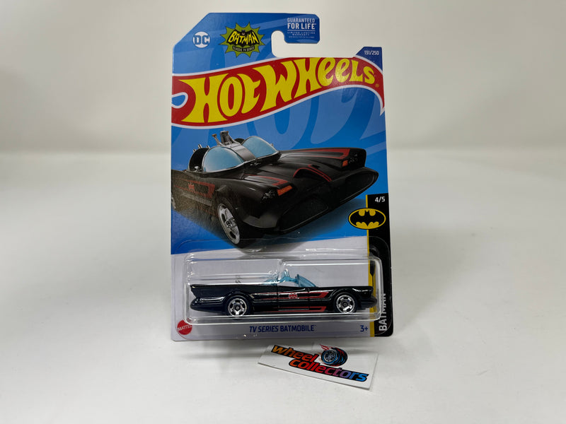  Hot Wheels 2022 - TV Series Batmobile - Batman 4/5