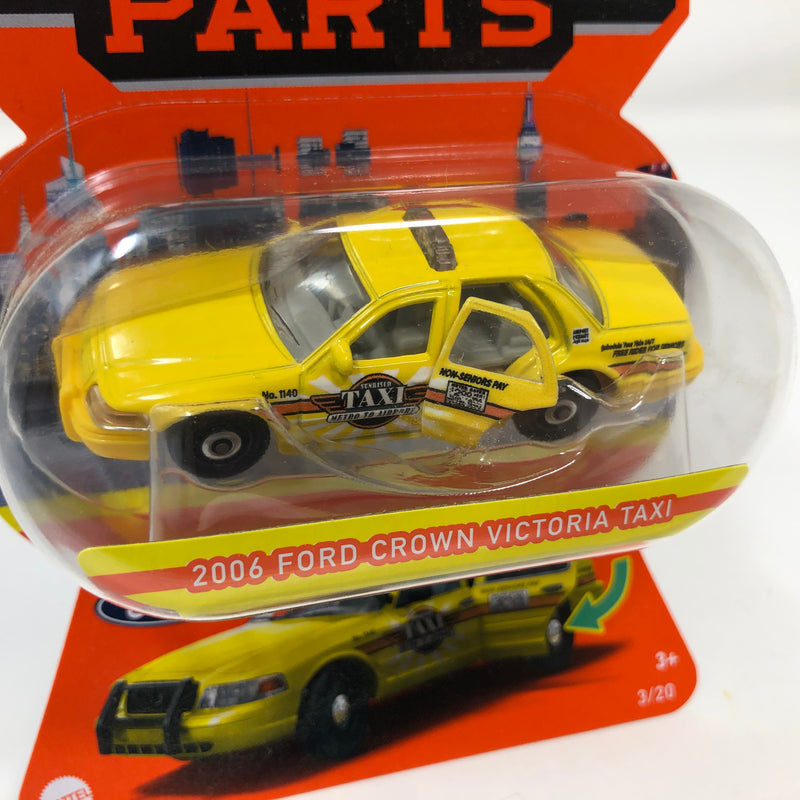 2006 Ford Crown Victoria Taxi * Yellow * Matchbox Moving Parts