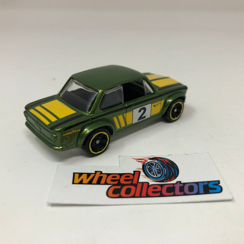 BMW 2002 * Green * Hot Wheels Loose 1:64 Scale