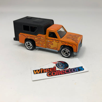 Backwoods Bomb * Hot Wheels Heritage Real Riders Series