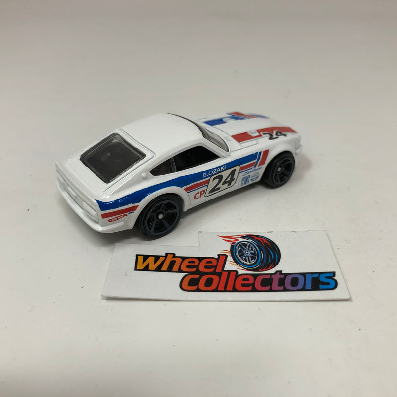 Datsun 240Z * White * Hot Wheels Loose