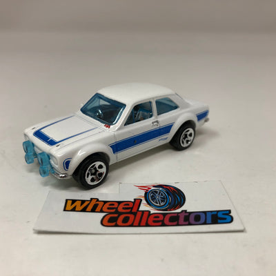 '70 Ford Escort RS1600 * White * Hot Wheels 1:64 scale Diecast Loose