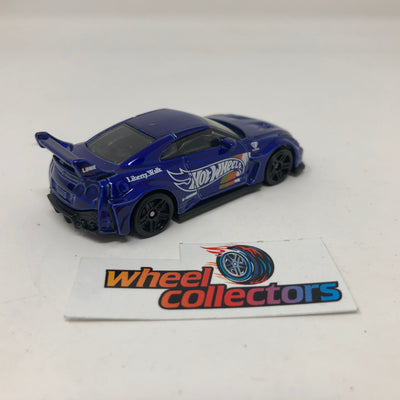 LB-Silhouette Works GT Nissan 35GT-RR Ver.2 * Blue * Hot Wheels Loose 1:64 Scale