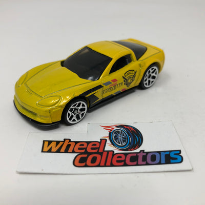 '12 Corvette Z06 * Yellow * Hot Wheels Loose 1:64 Scale