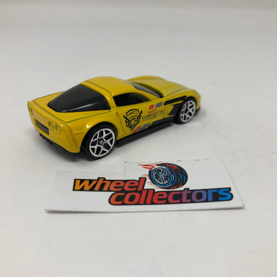 '12 Corvette Z06 * Yellow * Hot Wheels Loose 1:64 Scale
