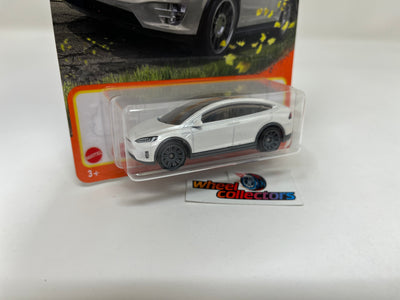 Tesla Model X #59 * White * Matchbox Basic Series