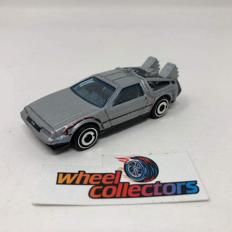 Back To The Future Time Machine * Silver * Hot Wheels 1:64 scale Diecast Loose