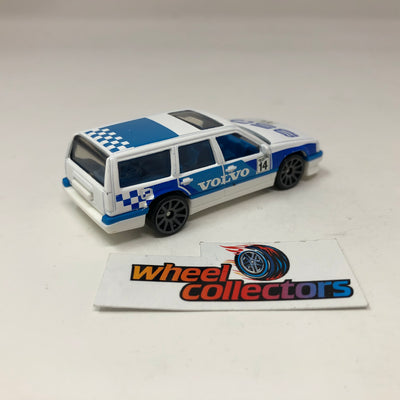 Volvo 850 Estate * White * Hot Wheels Loose 1:64 Scale