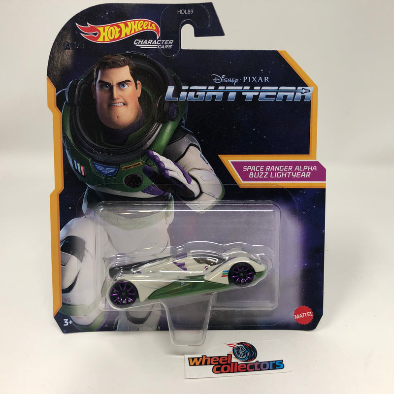 Space Ranger Alpha Buzz * 2022 Hot Wheels Disney Pixar LIGHTYEAR Character Cars