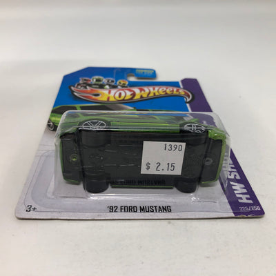 '92 Ford Mustang #225 * GREEN * 2013 Hot Wheels