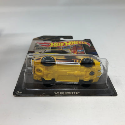 '69 Corvette * Yellow * Hot Wheels Store Exclusive Garage Series