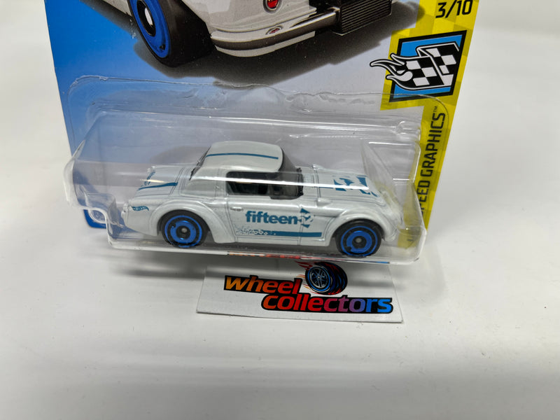 Datsun Fairlady 2000 * WHITE Kmart Only Color * 2018 Hot Wheels