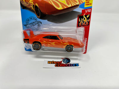 '69 Dodge Charger Daytona * Orange Game Stop Only * 2019 Hot Wheels