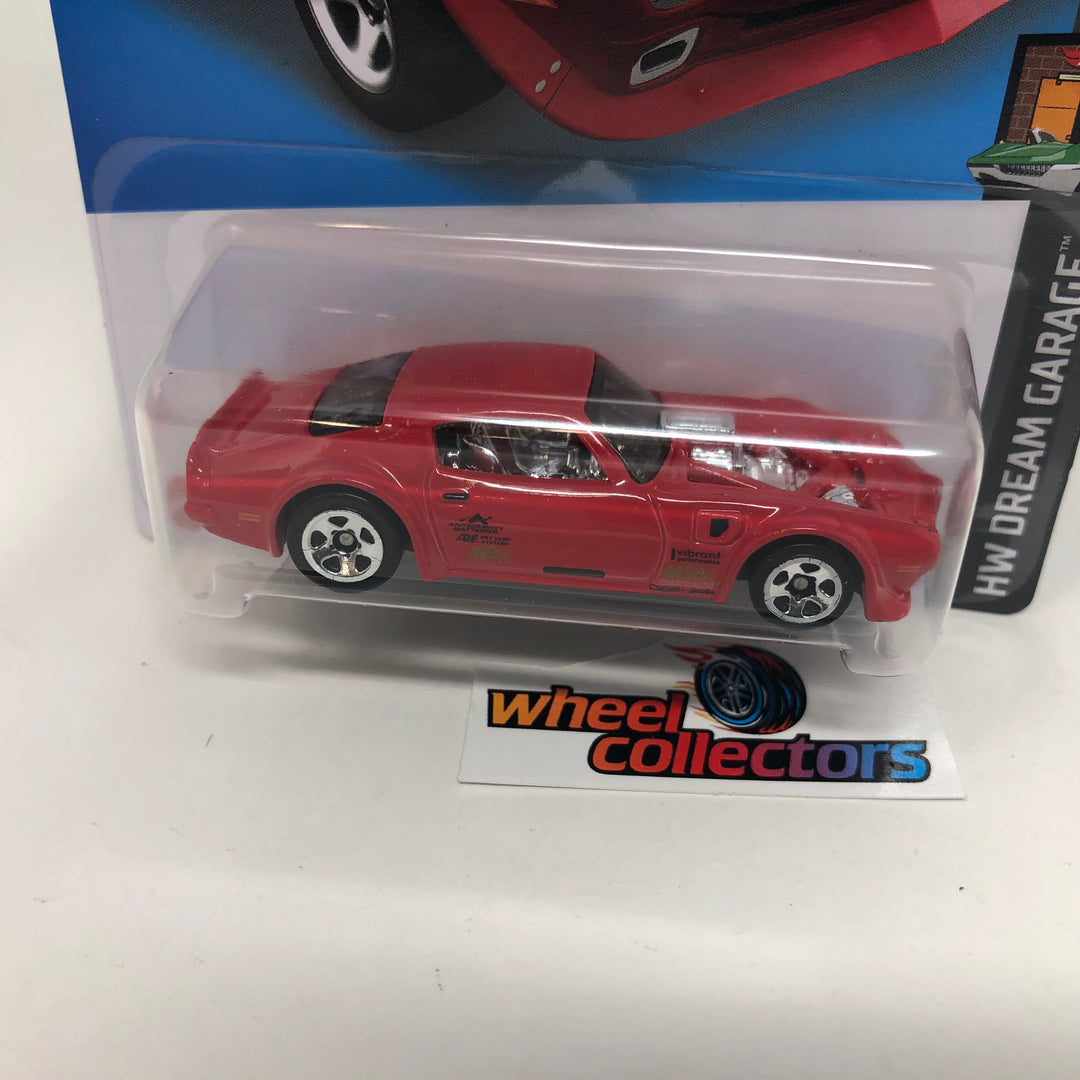 ミニカー 100% HOT WHEELS 1970 FIREBIRD T/A Hot Wheels - 1970 Pontiac Firebird - HW Modified 2/5 - HKK49