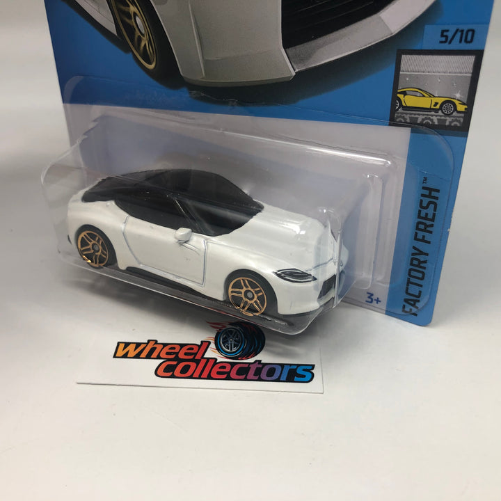 Nissan Z Proto #124 * White * 2022 Hot Wheels – Wheelcollectors LLC