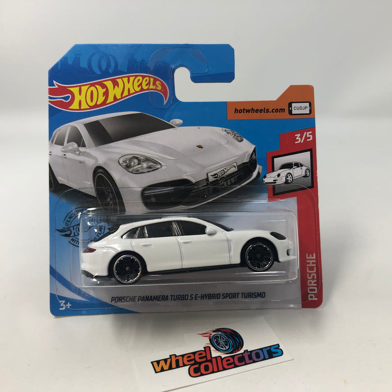 Short Card * Porsche Panamera Turbo S E-Hybrid Turismo 