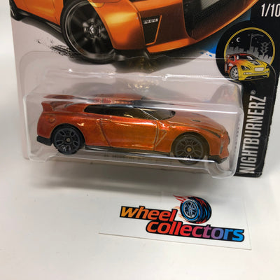 '17 Nissan GT-R (R35) #282 * Orange * 2017 Hot Wheels
