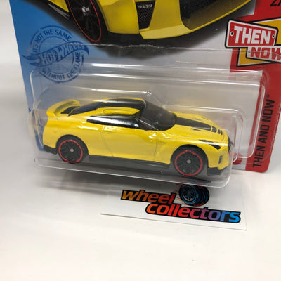 '17 Nissan GT-R (R35) #79 * Yellow * 2021 Hot Wheels