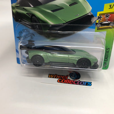 Short Card * Aston Martin Vulcan * Green * 2019 Hot Wheels