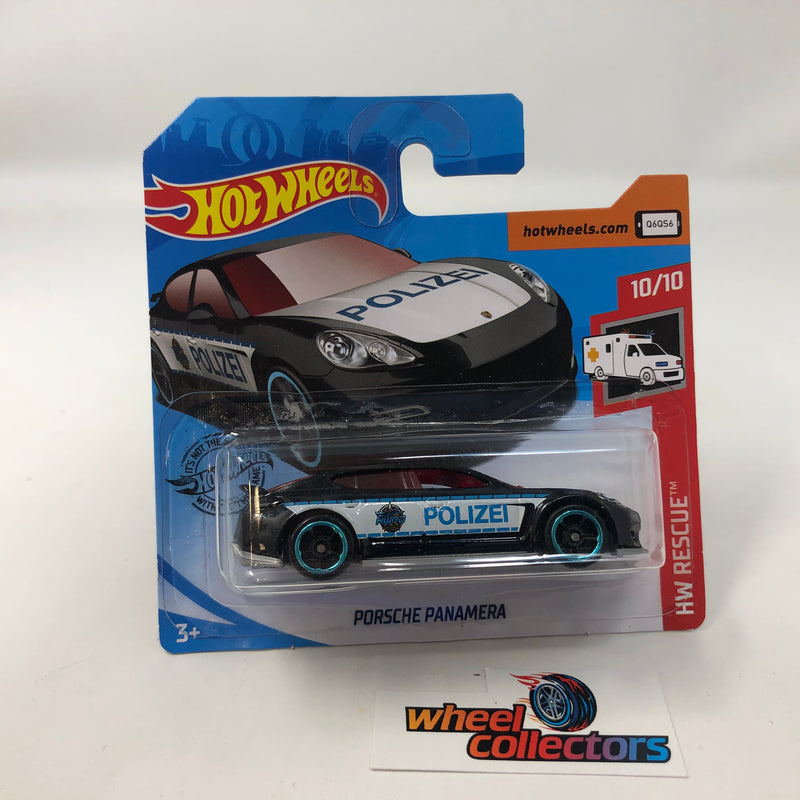 Porsche Panamera * BLACK * 2019 Hot Wheels Short Card