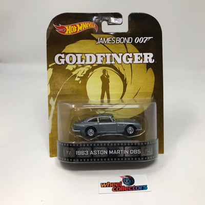 1963 Aston Martin DB5 Bond Goldfinger * Hot Wheels Retro Entertainment