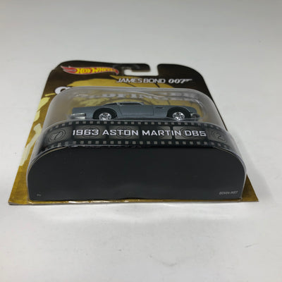 1963 Aston Martin DB5 Bond Goldfinger * Hot Wheels Retro Entertainment