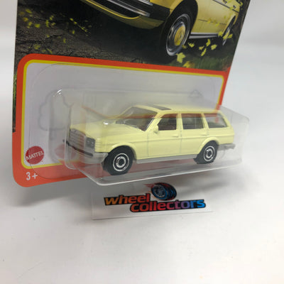 Mercedes-Benz S123 Station Wagon #53 * Yellow * Matchbox Basic Series