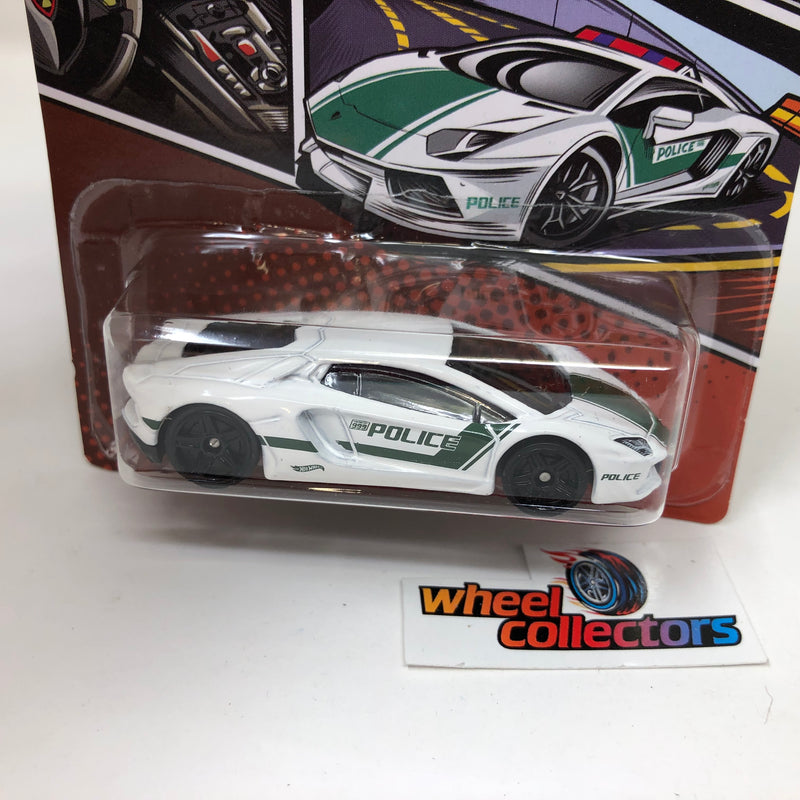 Lamborghini Aventador Coupe * White * Hot Wheels Police Series