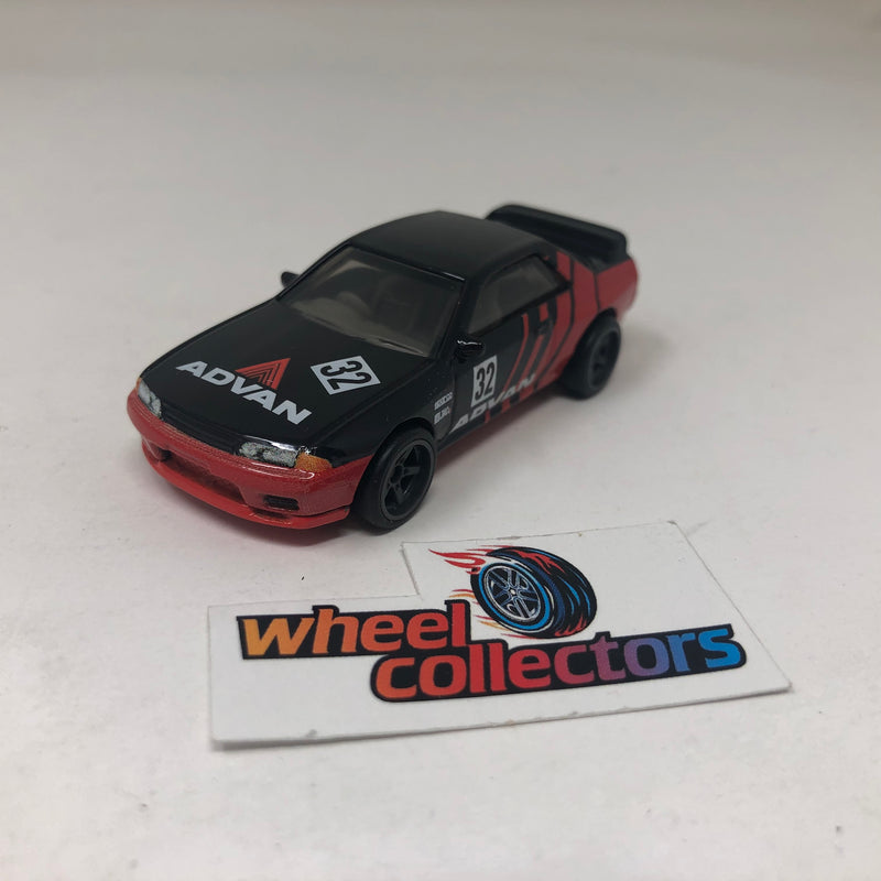 Nissan Skyline GT-R R32 * Black * Hot Wheels Loose 1:64 Scale