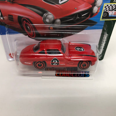 Mercedes-Benz 300 SL #27 * RED * 2023 Hot Wheels Case A Release Short Card