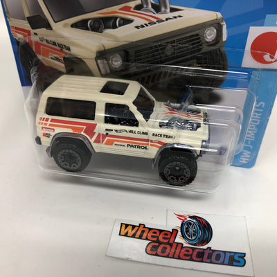 Nissan Patrol Custom #20 * White * 2023 Hot Wheels Case A Release Short Card