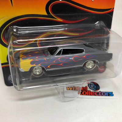 1966 Dodge Charger * Johnny Lightning Flames Series 1:64 Scale