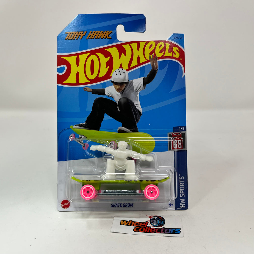 2023-42 Original Hot Wheels Skate Grom Mini Alloy Coupe 1/64 Metal