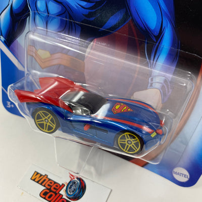 Superman * 2022 Hot Wheels Character Cars DC Comics